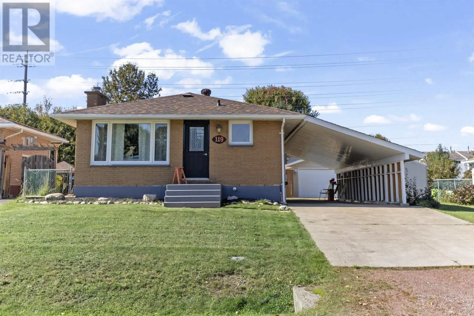 119 Parkshore DR