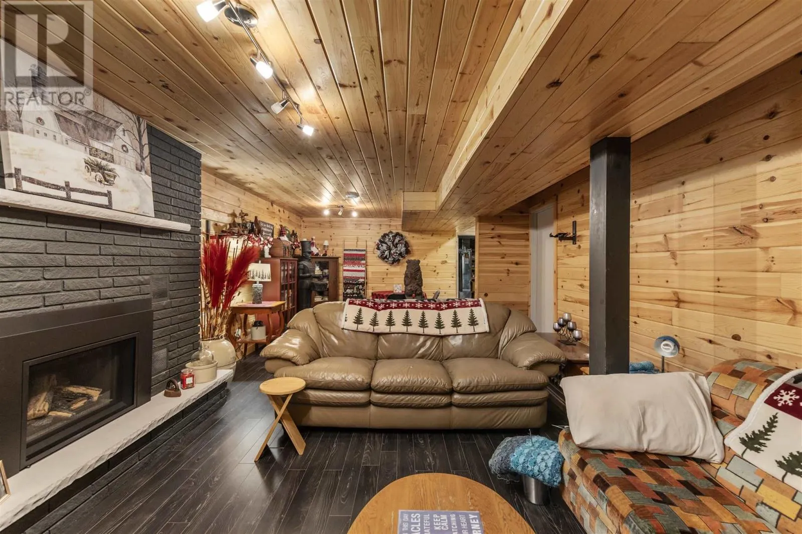 119 Parkshore DR