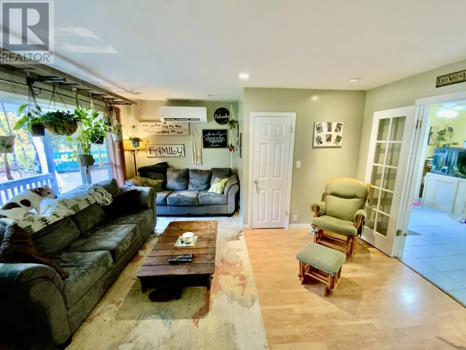 271 Highway 552 E