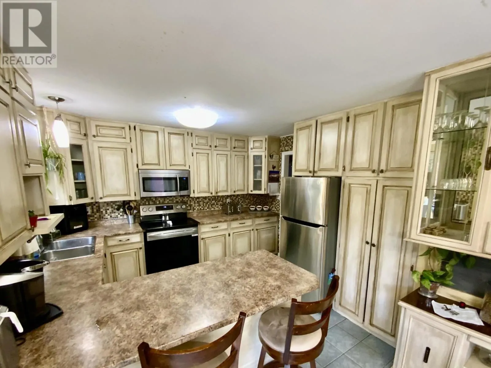 271 Highway 552 E