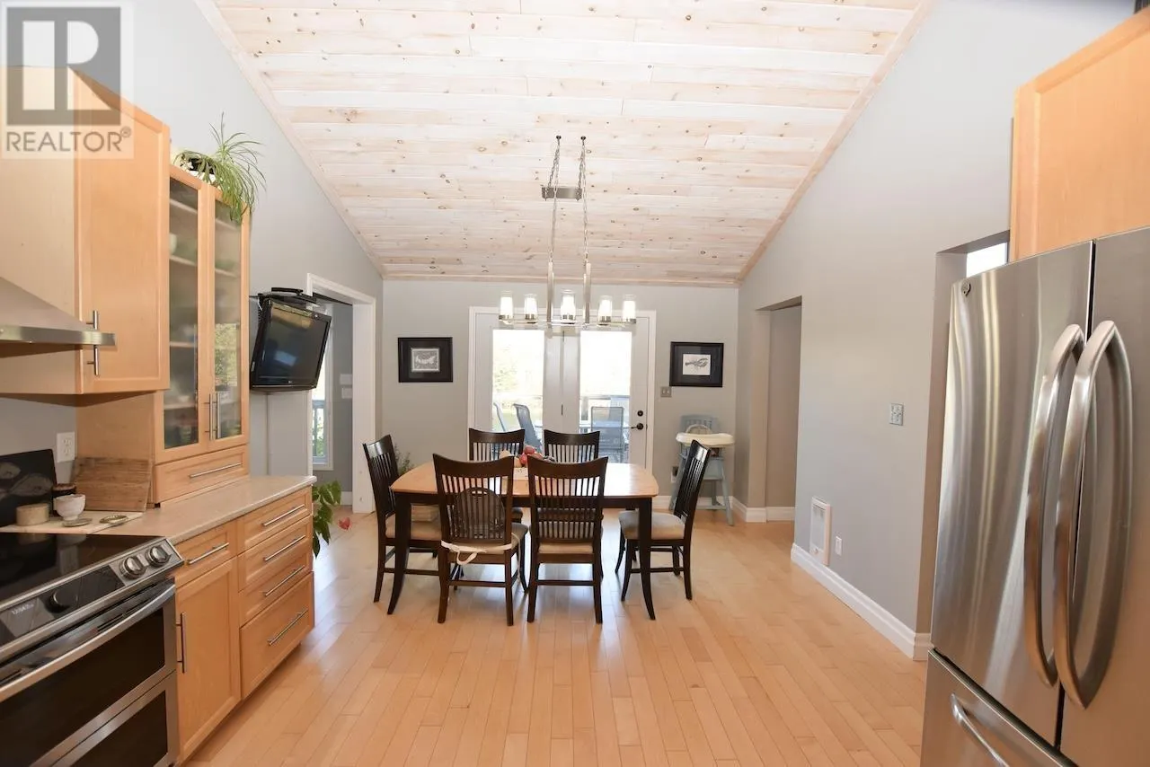 1222 South Ridge Road