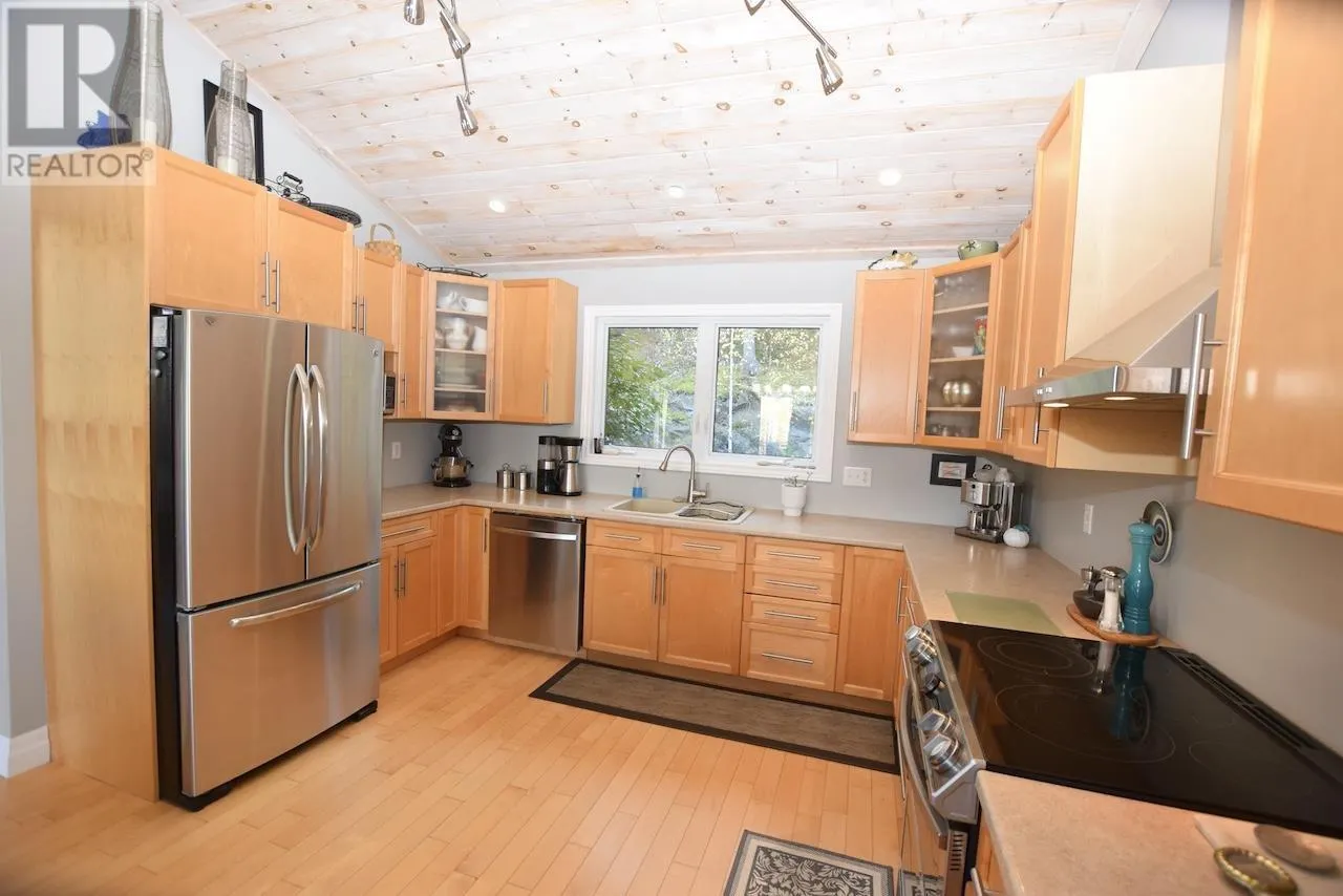 1222 South Ridge Road