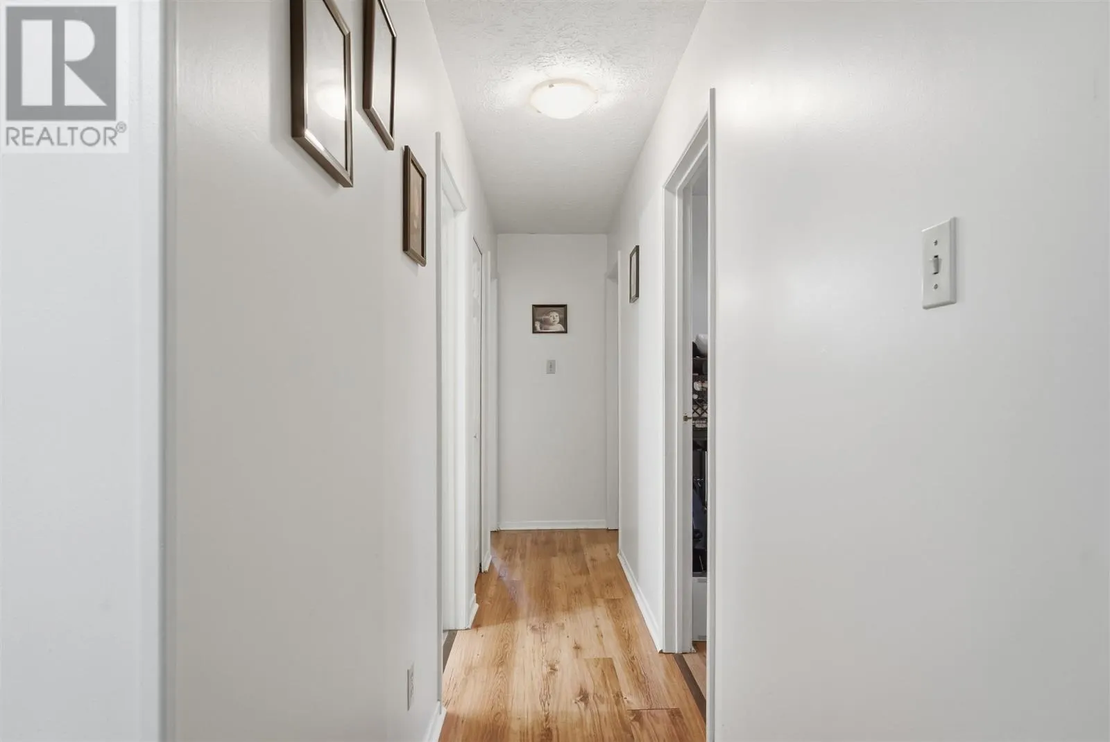 29 Laurier RD