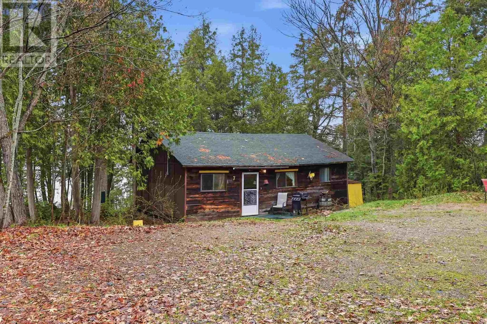 8572 Highway 129