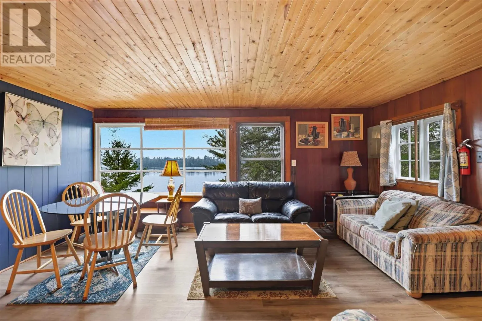 8572 Highway 129