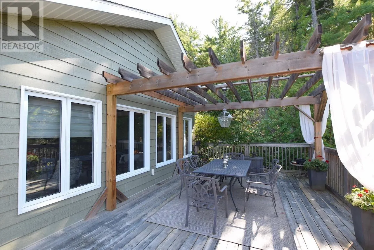 1222 South Ridge Road