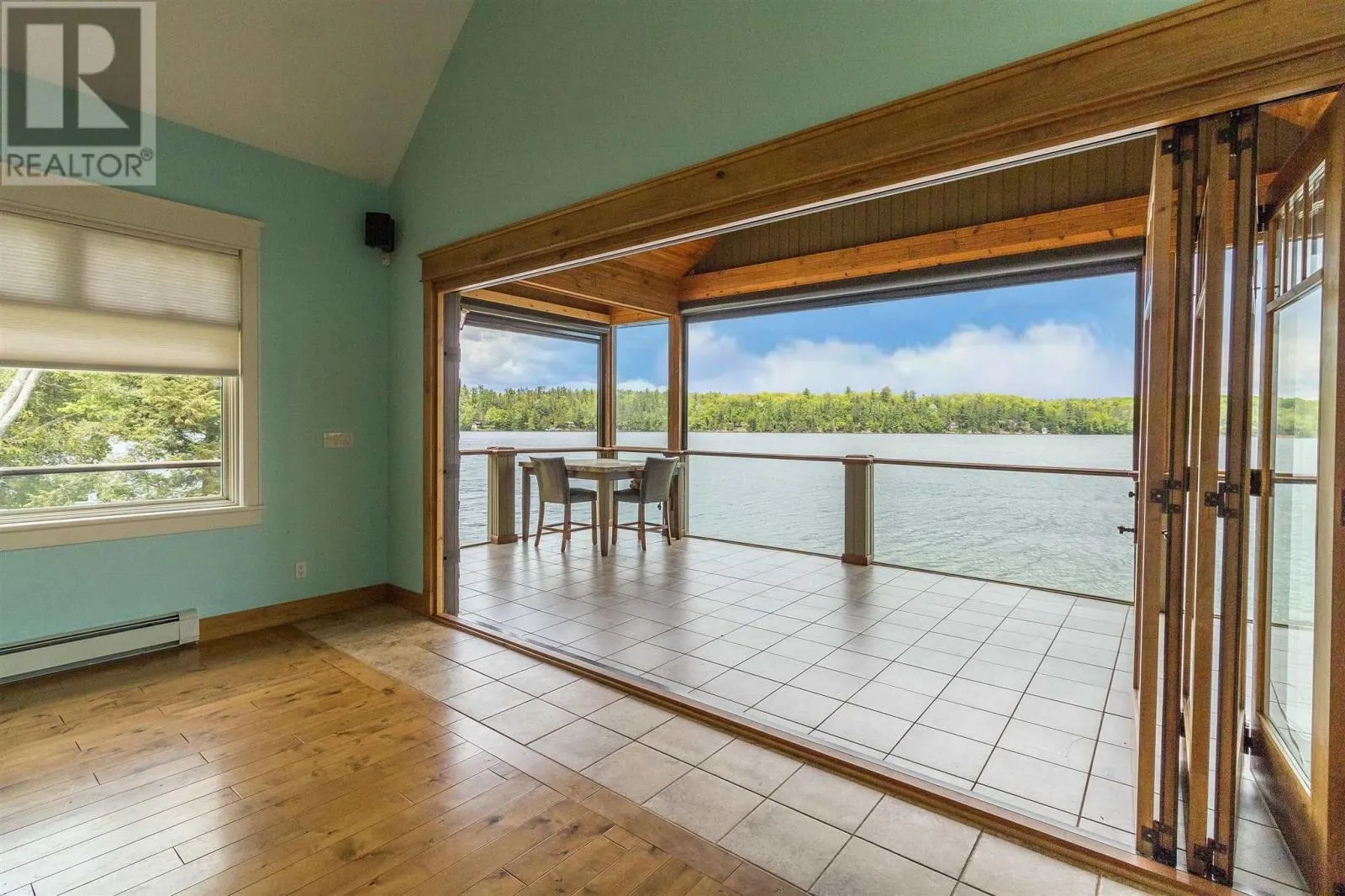 400 McCarrel Lake RD