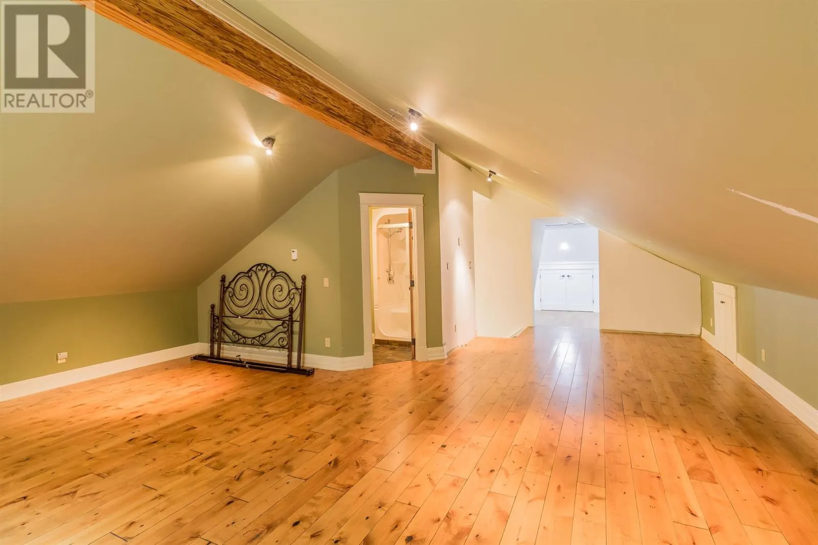 400 McCarrel Lake RD
