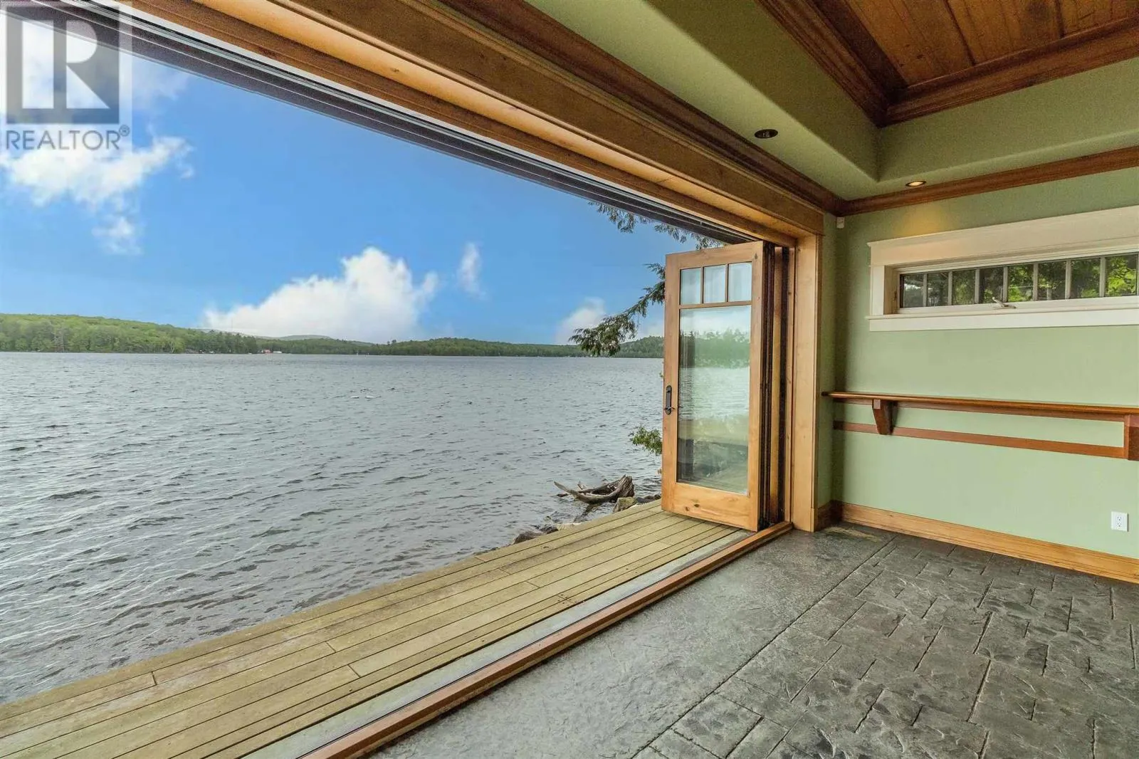 400 McCarrel Lake RD