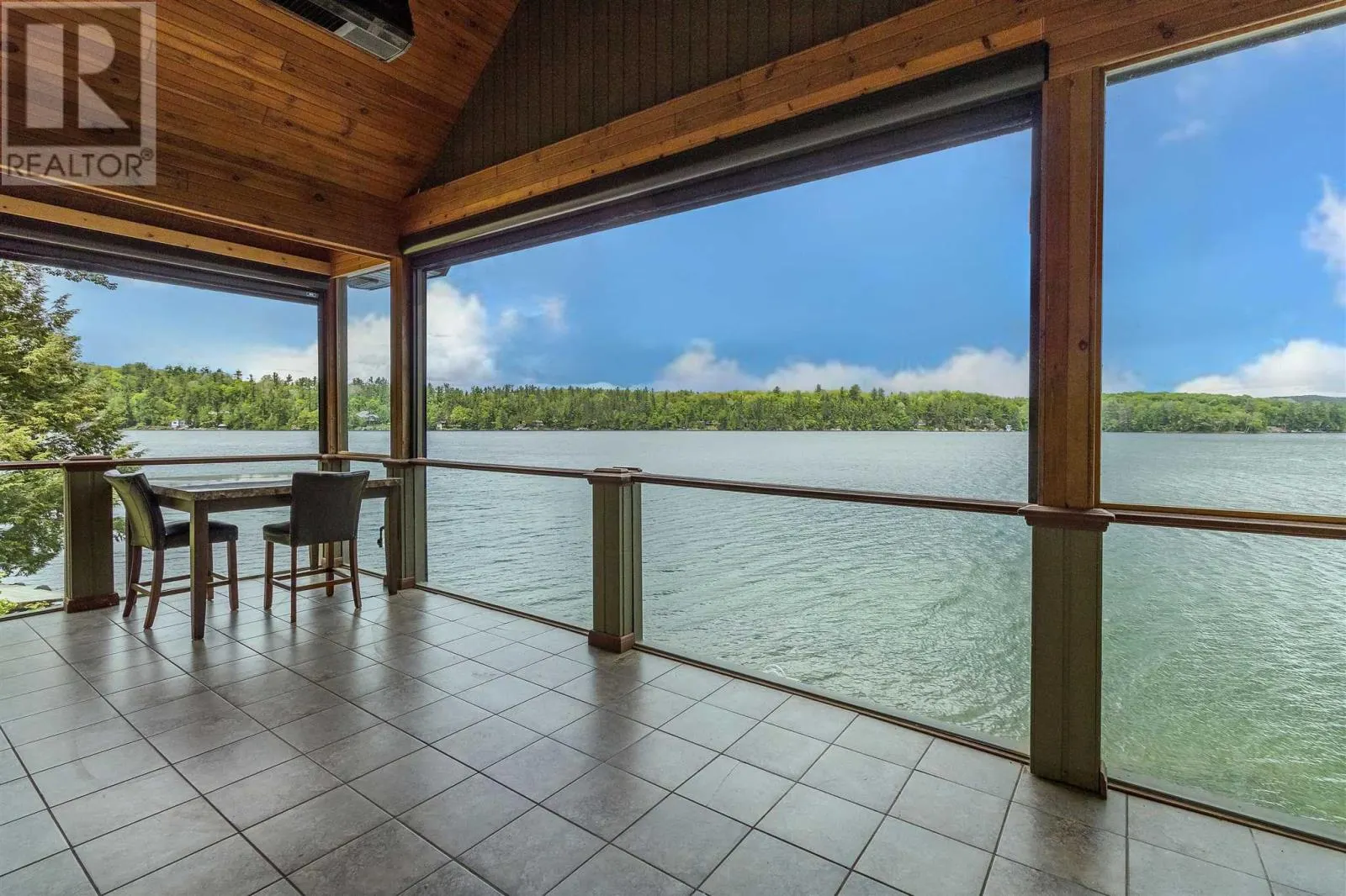 400 McCarrel Lake RD