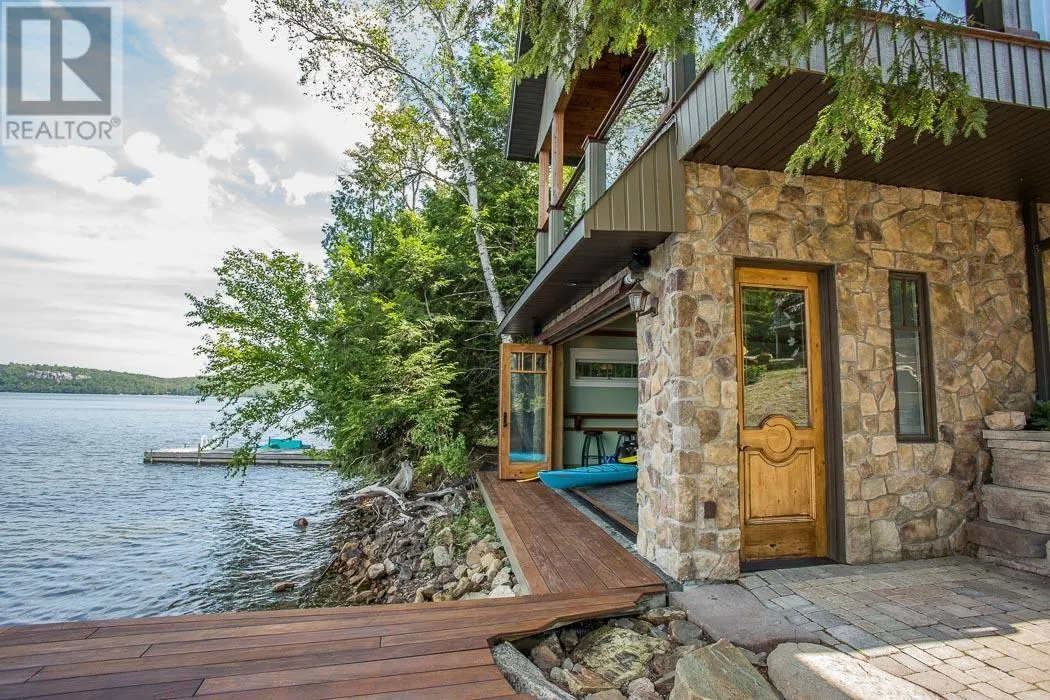 400 McCarrel Lake RD