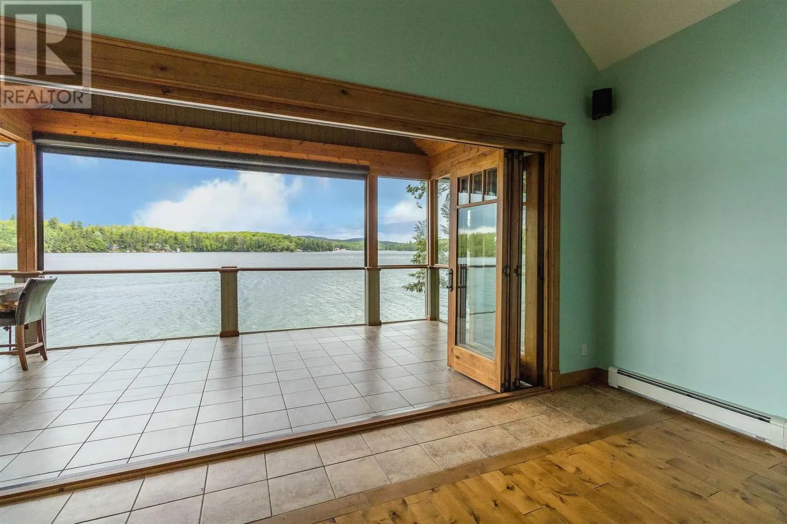 400 McCarrel Lake RD