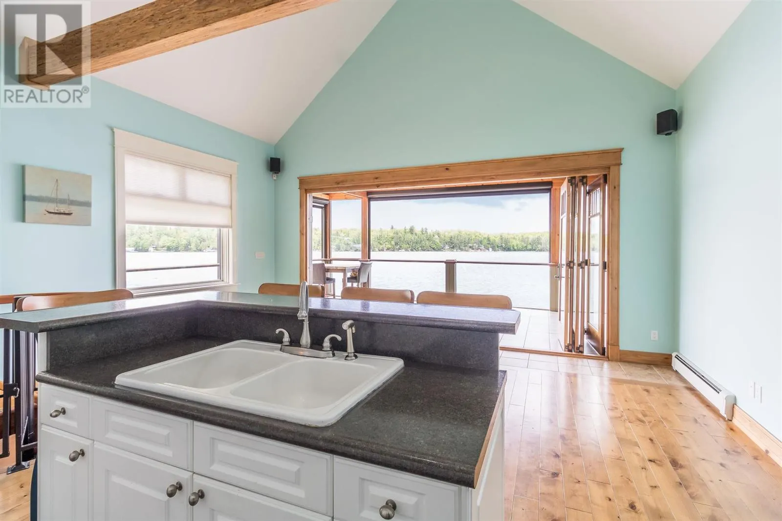 400 McCarrel Lake RD