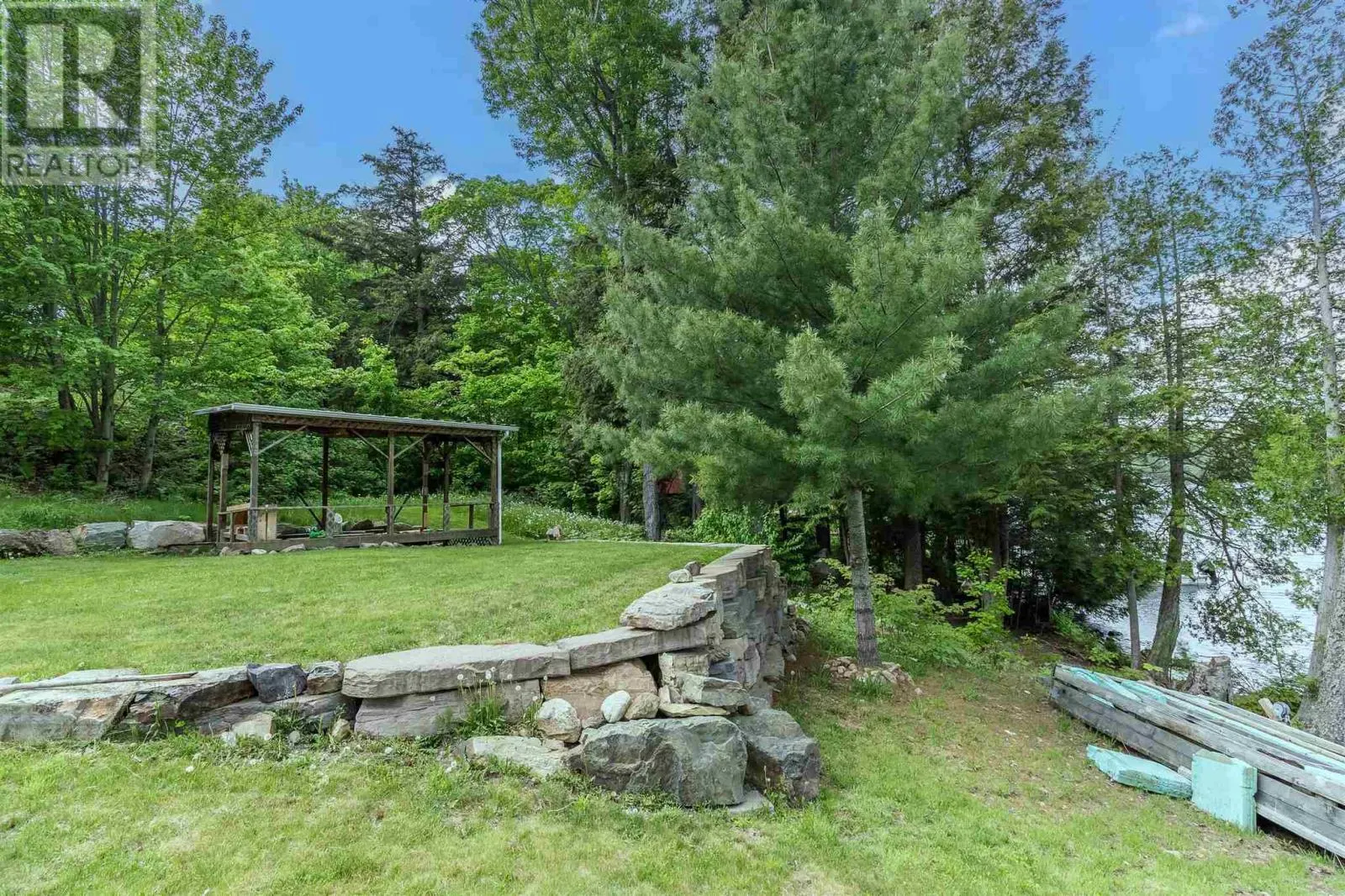 400 McCarrel Lake RD