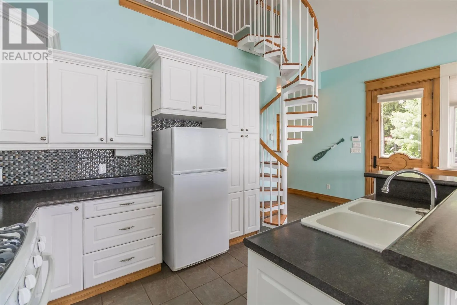 400 McCarrel Lake RD