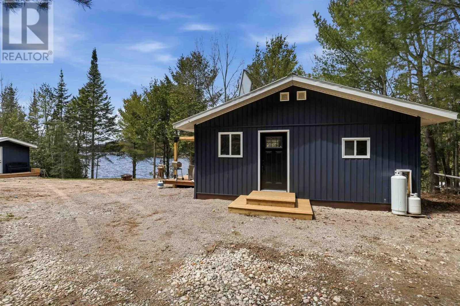 435 Axe Lake RD