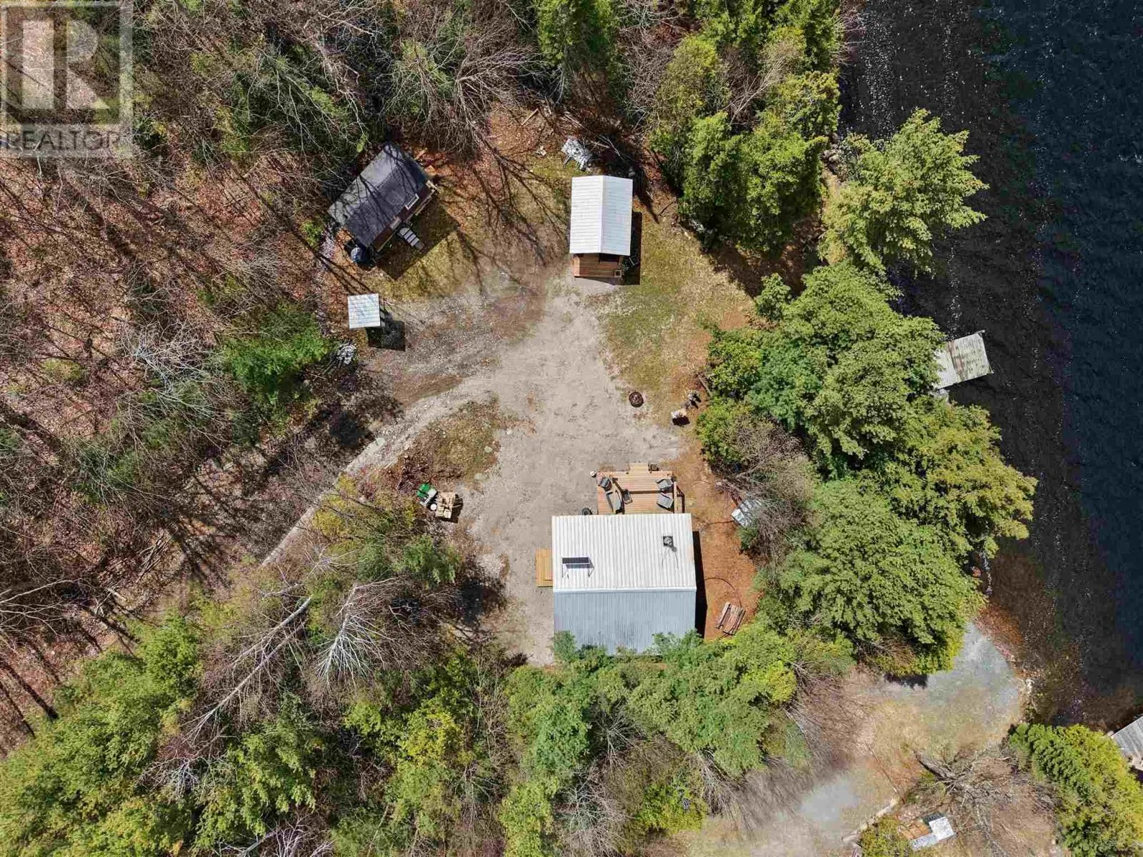 435 Axe Lake RD