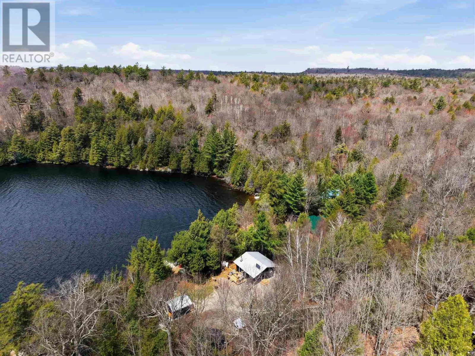 435 Axe Lake RD