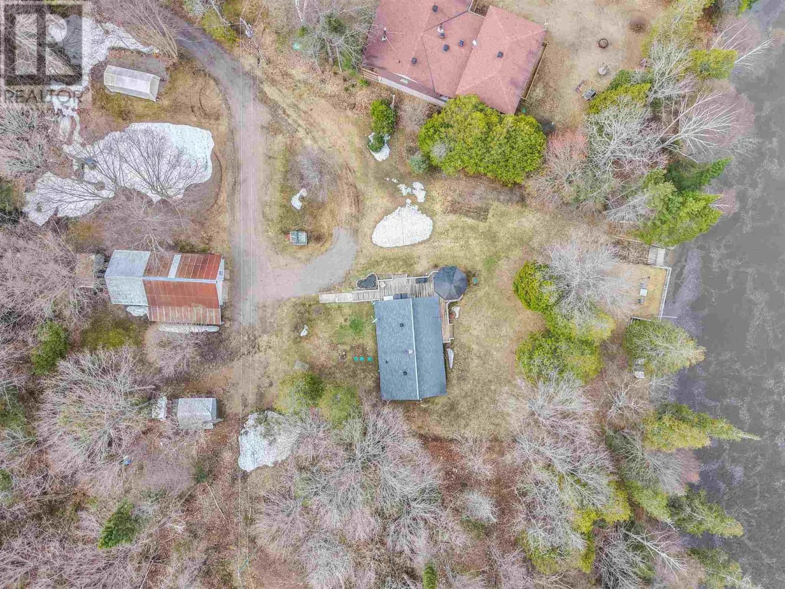98 Whispering Pines RD