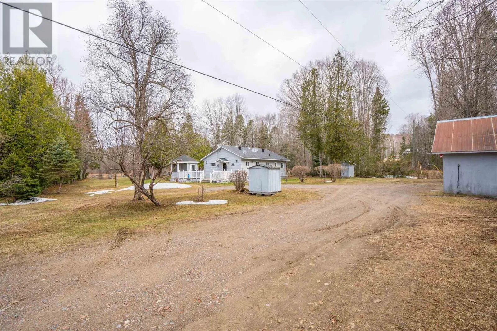 98 Whispering Pines RD