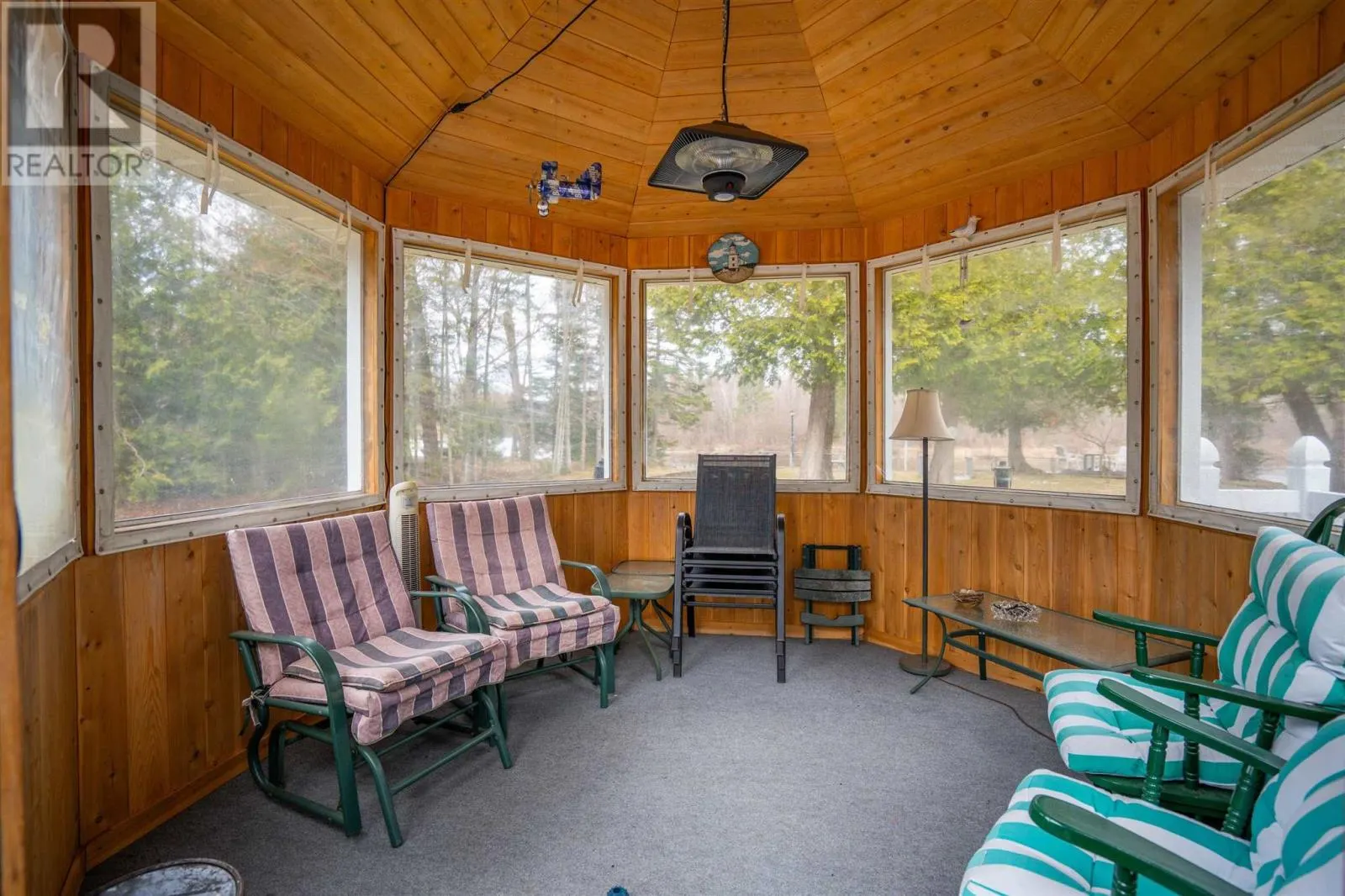 98 Whispering Pines RD