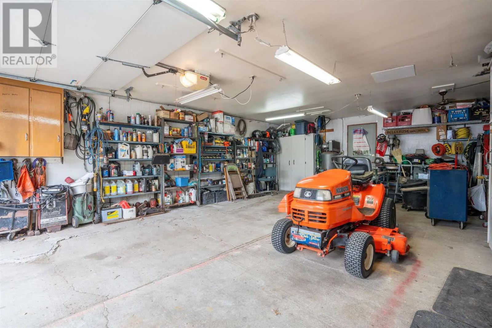 98 Whispering Pines RD