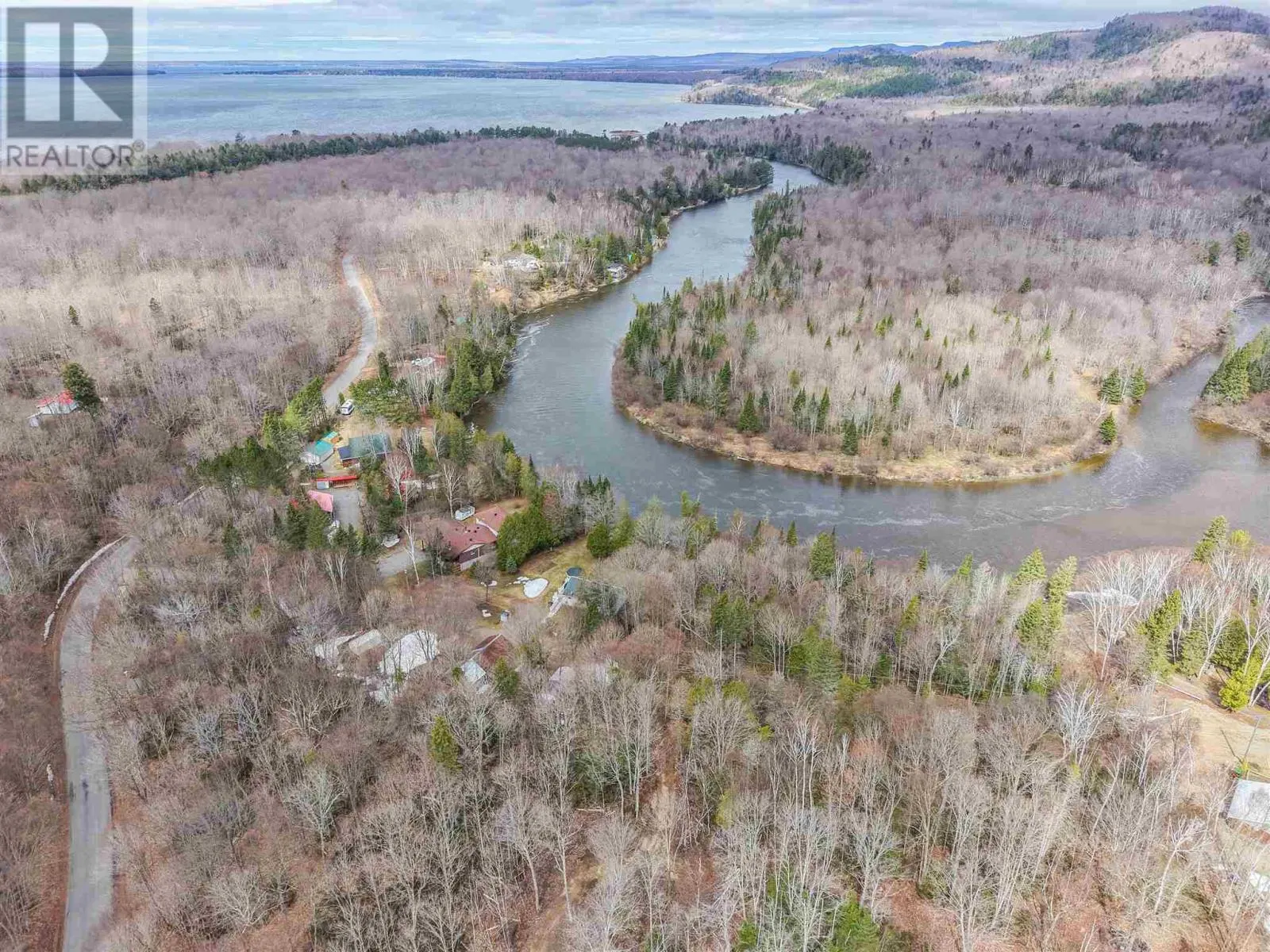 98 Whispering Pines RD