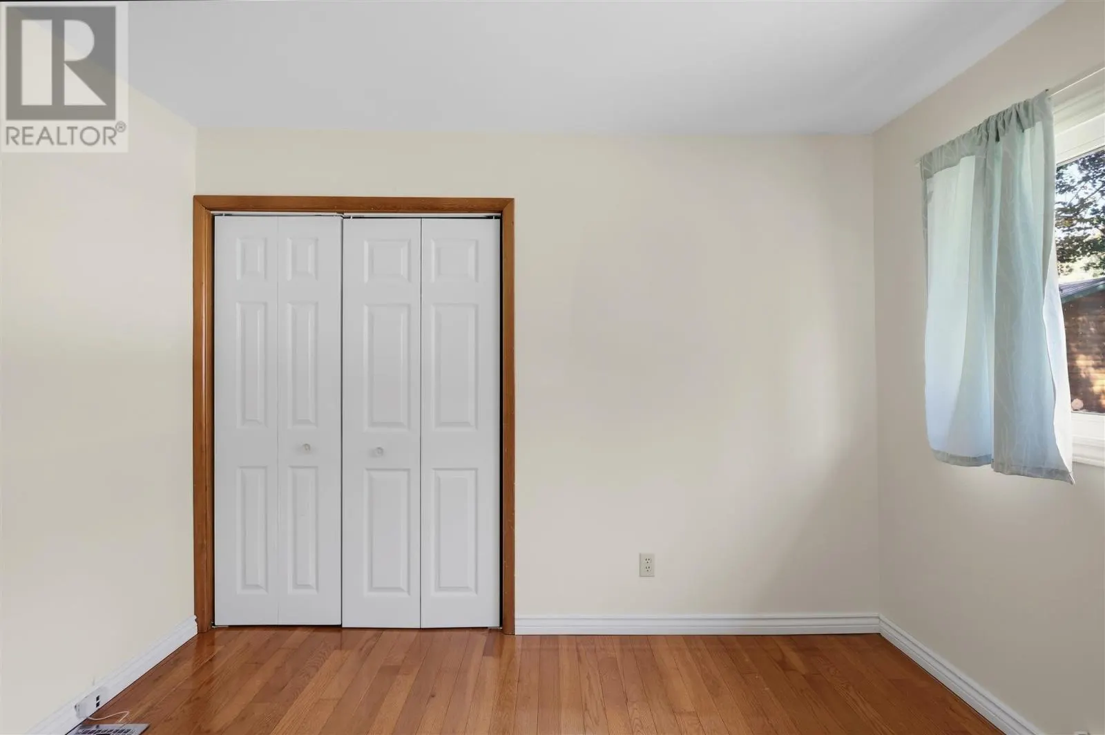 365 Sunnyside Beach RD
