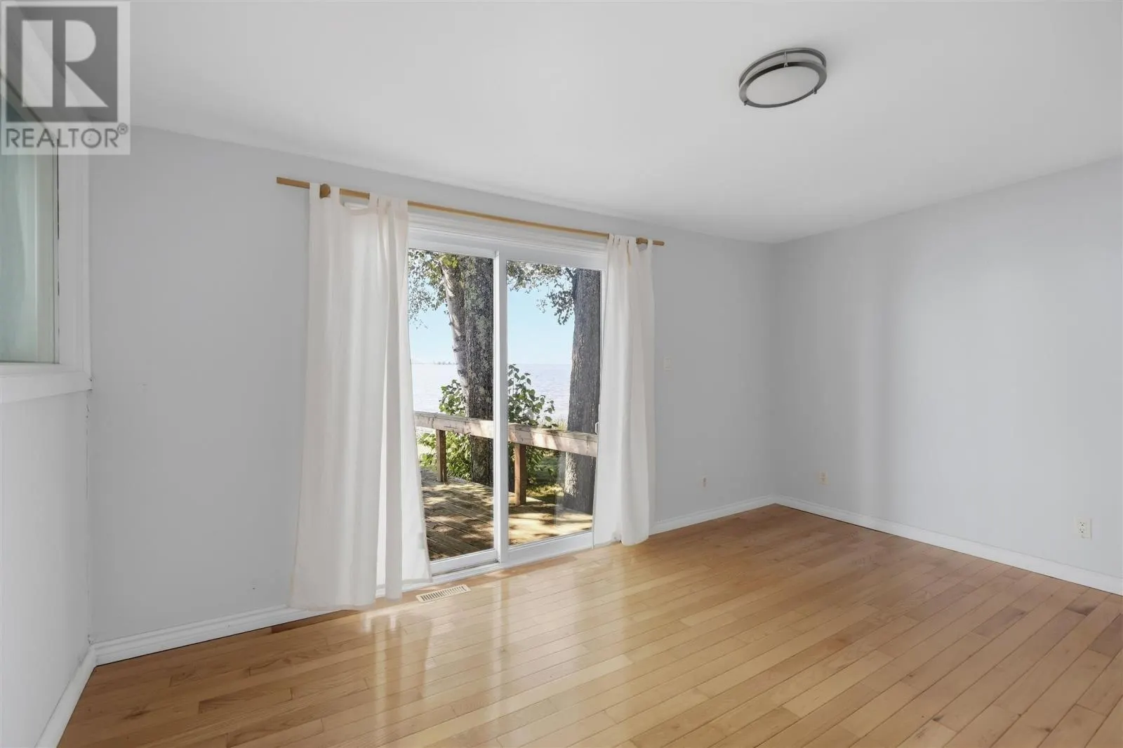 365 Sunnyside Beach RD