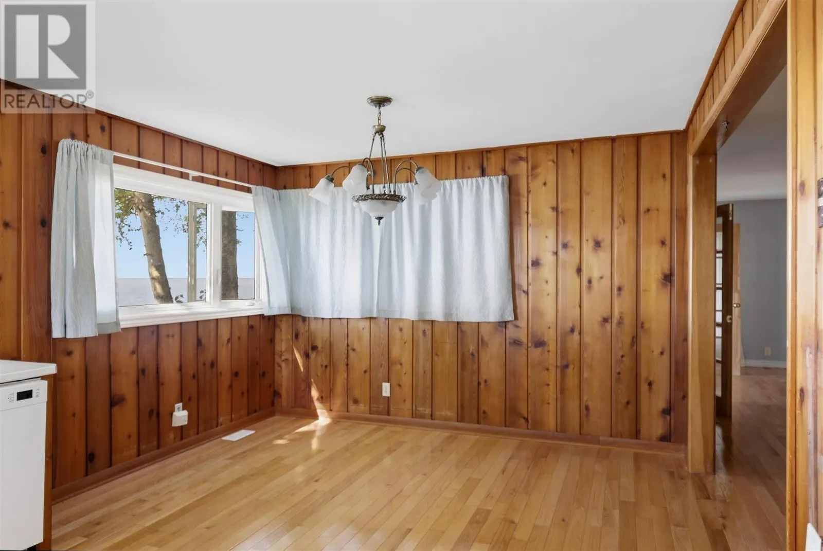 365 Sunnyside Beach RD
