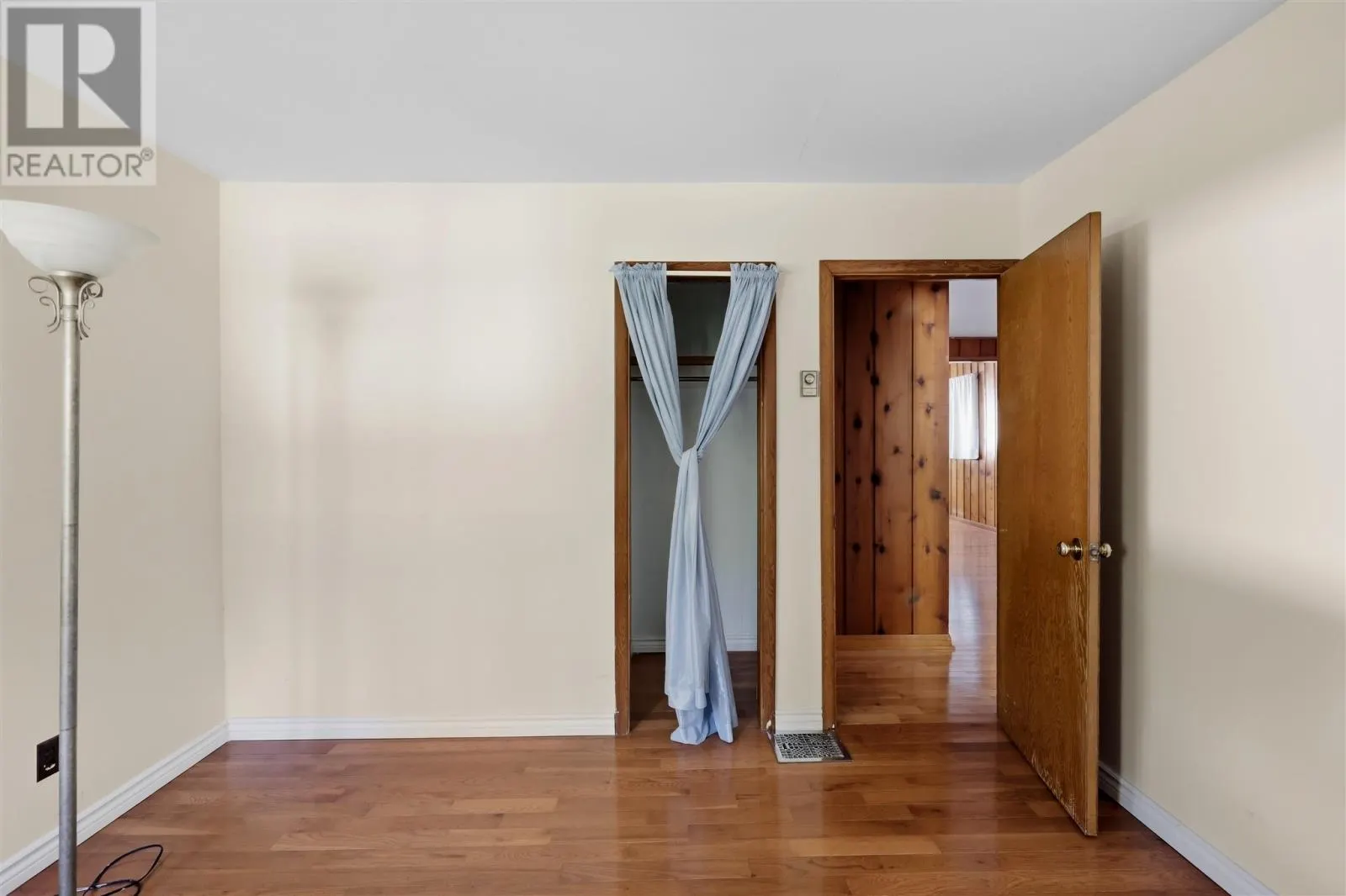 365 Sunnyside Beach RD