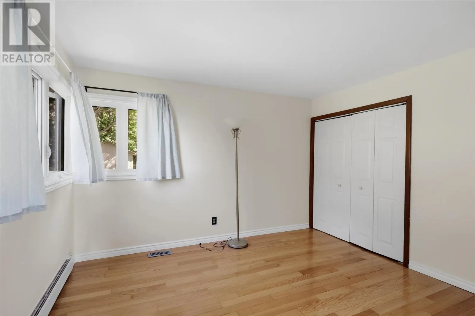 365 Sunnyside Beach RD