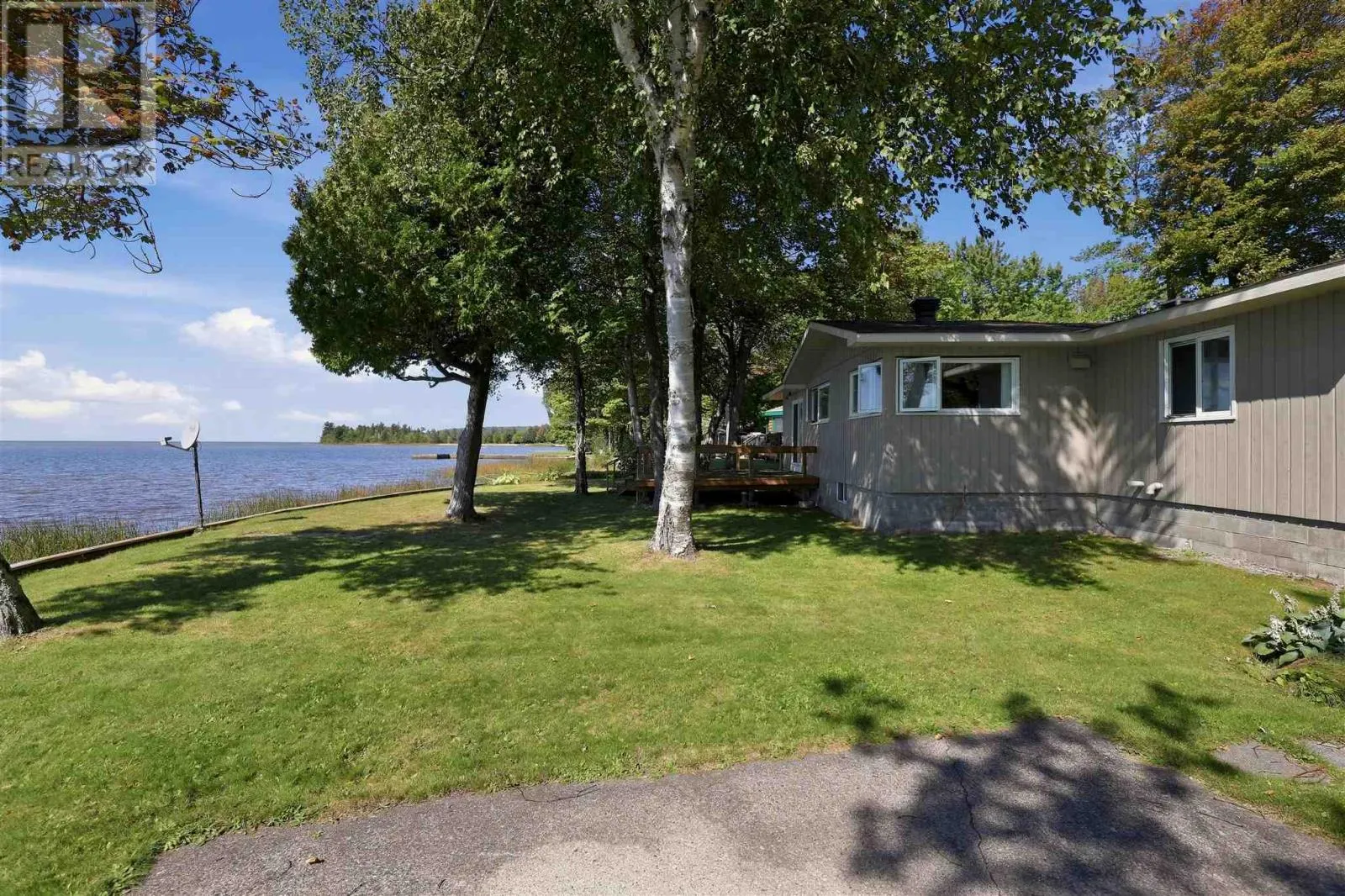 365 Sunnyside Beach RD
