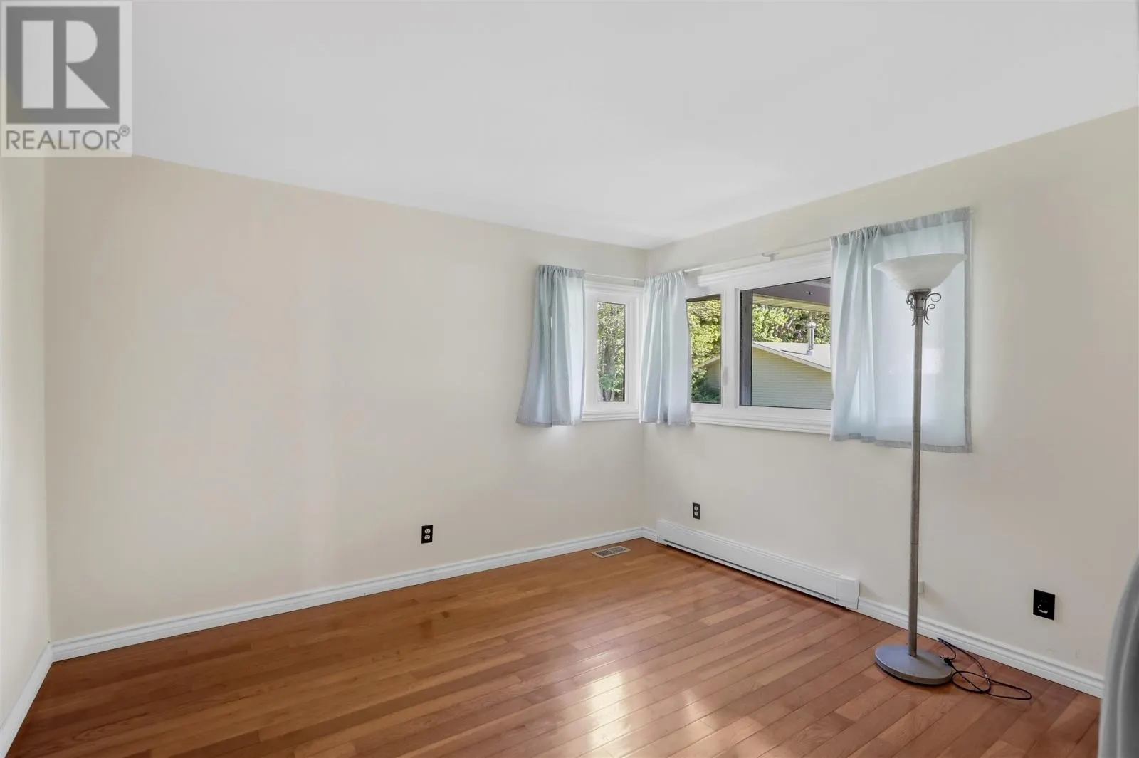 365 Sunnyside Beach RD