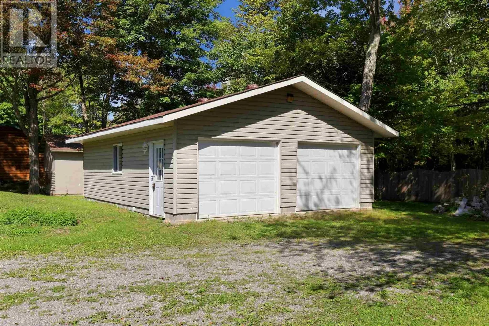 365 Sunnyside Beach RD