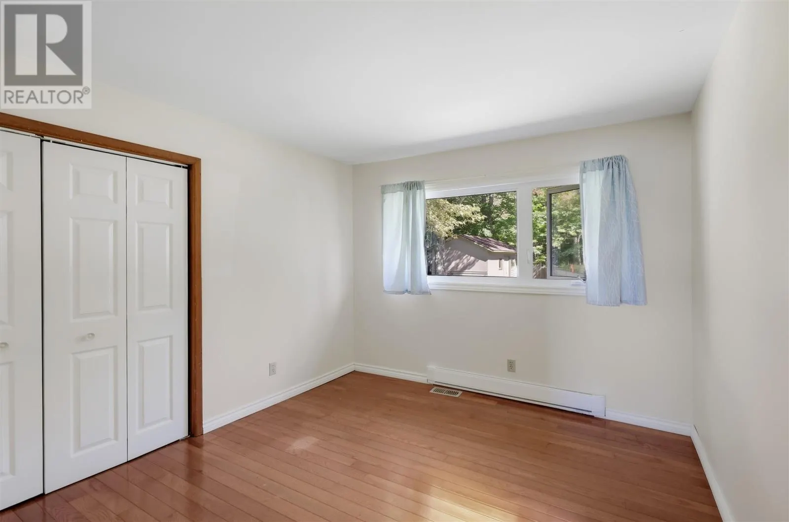 365 Sunnyside Beach RD