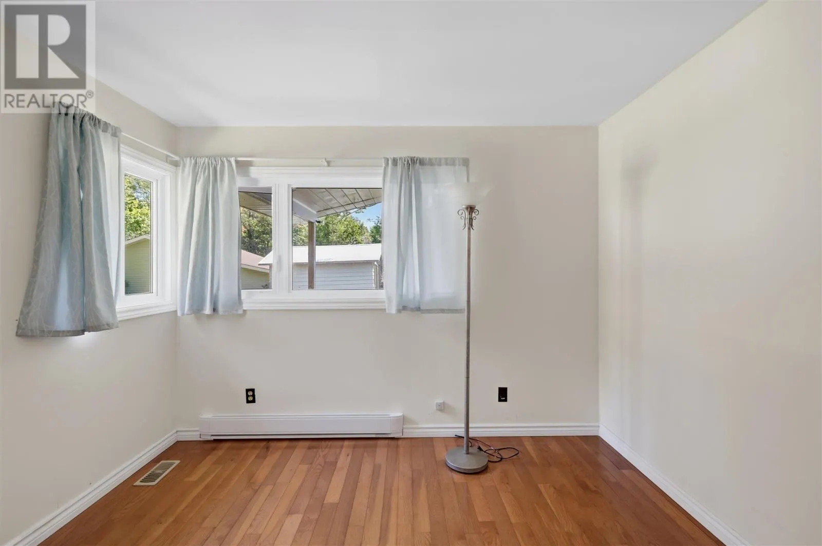365 Sunnyside Beach RD