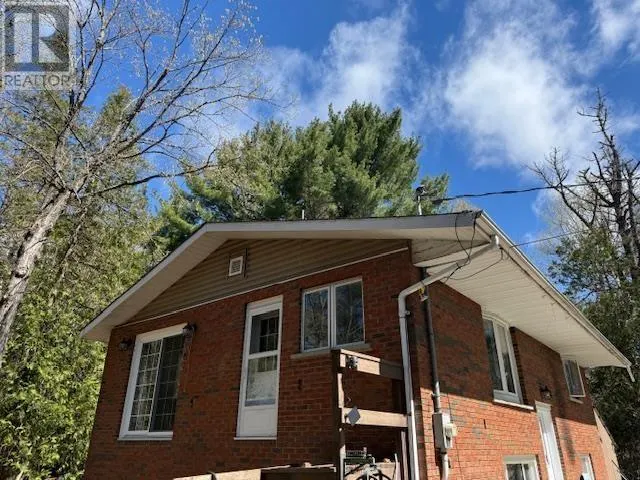 372 Highway 552 W