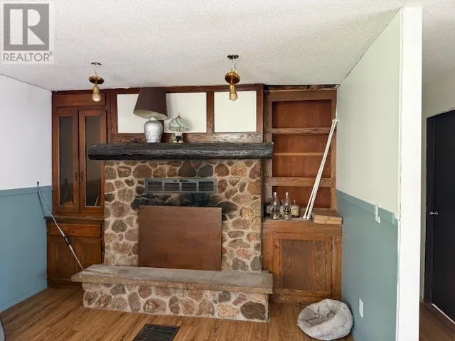 372 Highway 552 W