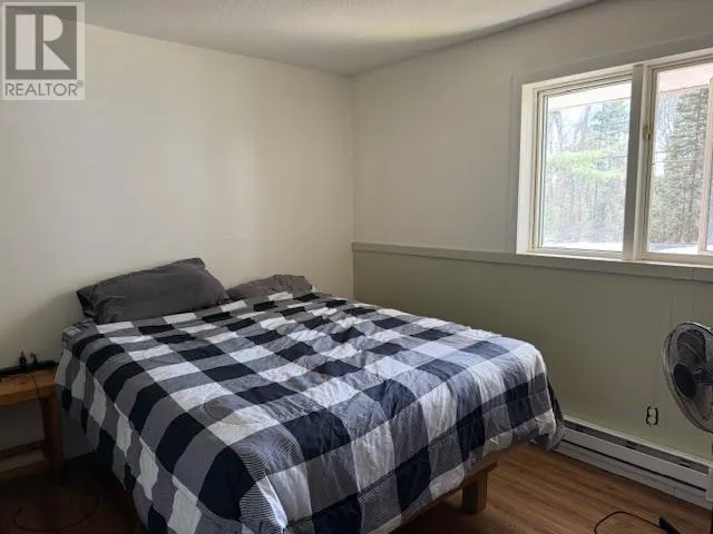 372 Highway 552 W