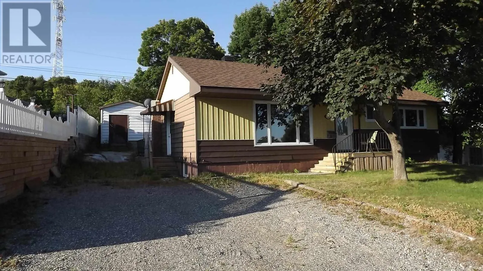 71 Hutchison AVE