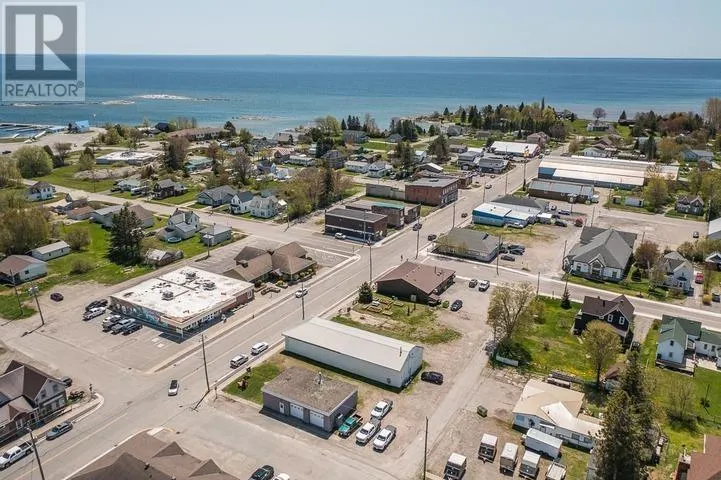 182 & 184 Main ST