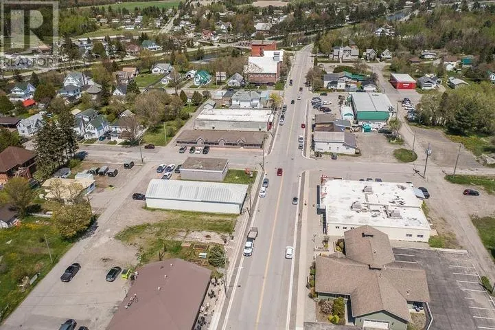 182 & 184 Main ST