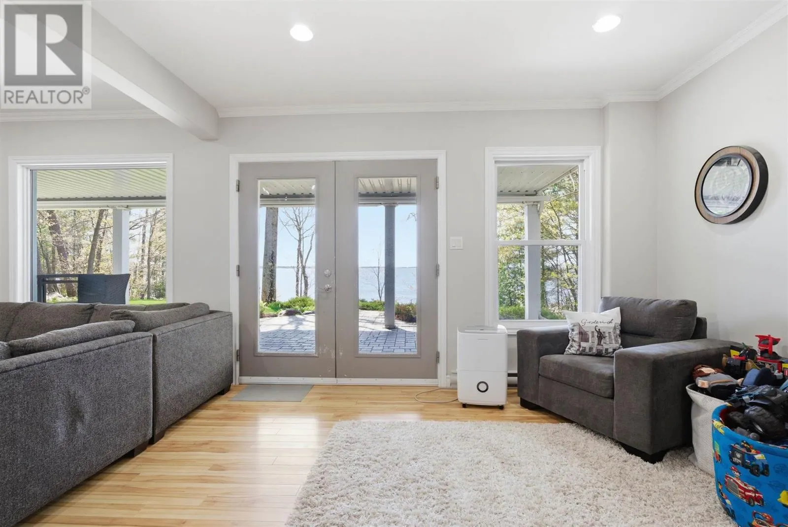 23 Kennedy RD