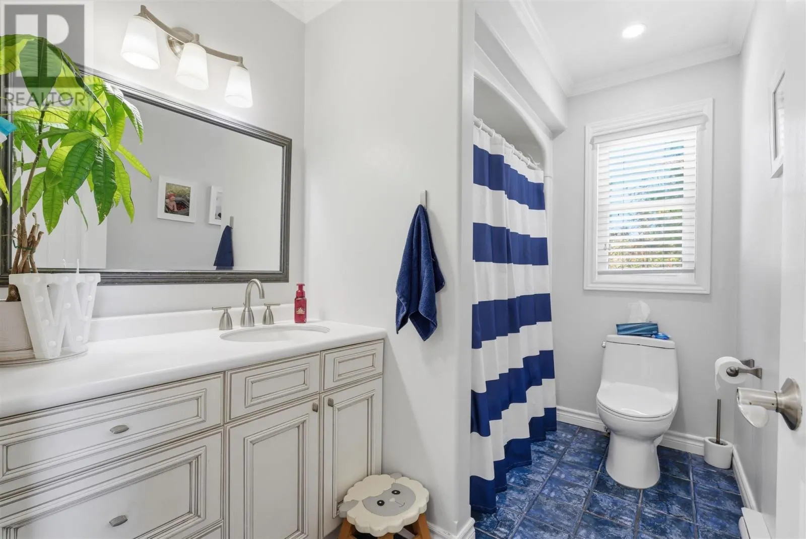 23 Kennedy RD