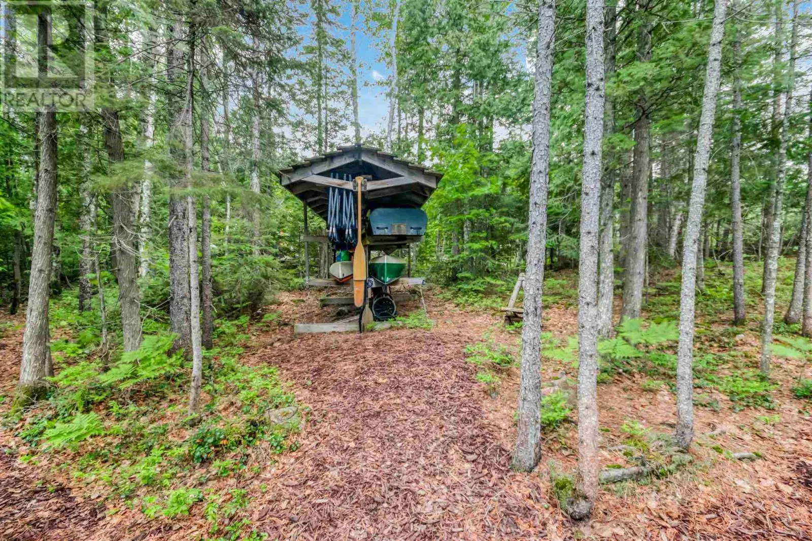 1456 Dunlop Shores RD