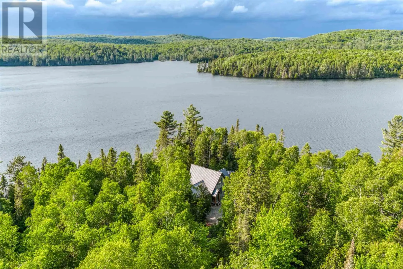 1456 Dunlop Shores RD