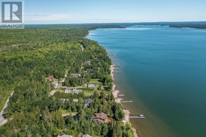 2750 Canoe Point RD|St. Joseph Township