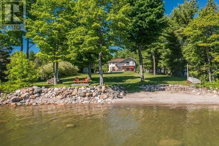 2750 Canoe Point RD|St. Joseph Township