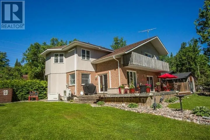 2750 Canoe Point RD|St. Joseph Township